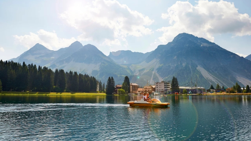 «Tretbootfahren für alle» erweitert Angebot in Arosa für Menschen mit Handicap