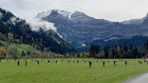 Hornusser-Spektakel an der Lenk